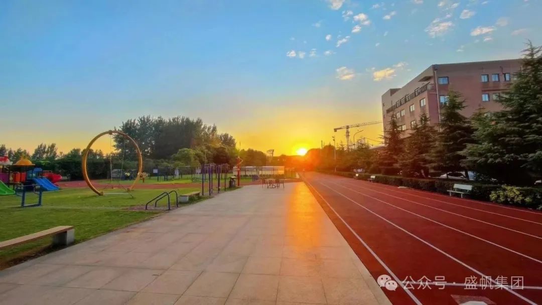 1749112997205112.jpg 1749112997205112.jpg